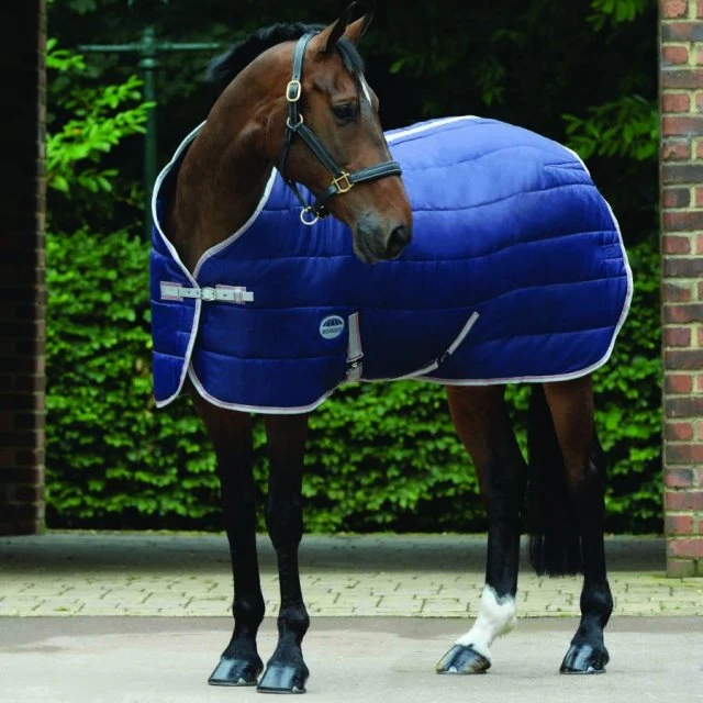 Weatherbeeta Comfitec 210D Channel Quilt Standard Neck Medium/Lite 2 Weatherbeeta Comfitec 210D Channel Quilt Standard Neck Medium/Lite - Image 2