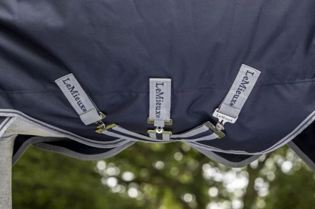 LeMieux Arika Storm-Tek 100g 3 LeMieux Arika Storm-Tek 100g - Image 3